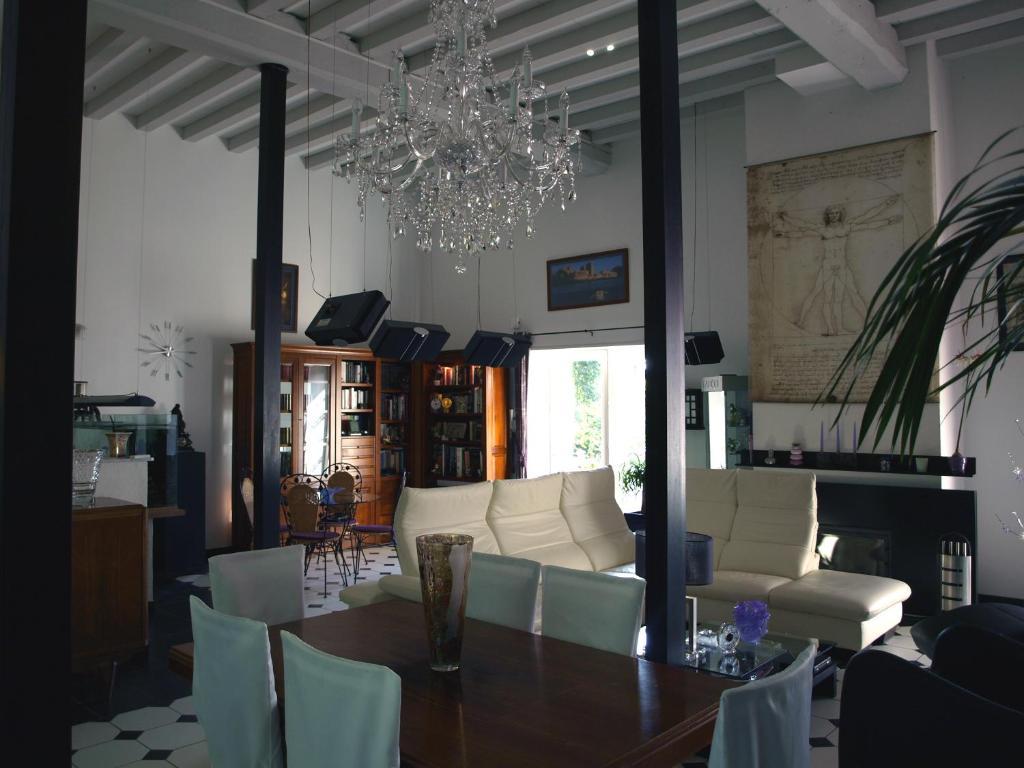 L'Orangerie Bed and Breakfast Bellerive-sur-Allier Εξωτερικό φωτογραφία